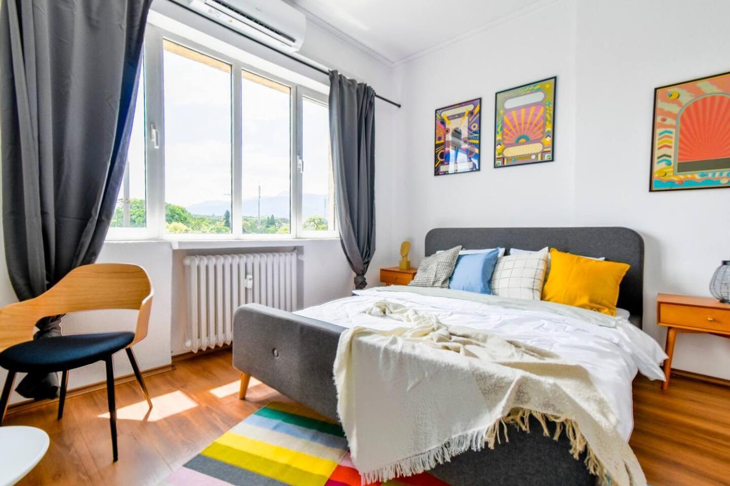 Super Fresh! 3Bdr Apartment In Sofia Center'S Artistic Area ภายนอก รูปภาพ
